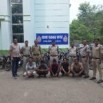 ऑपरेशन क्लीन हंट : रायगढ़ पुलिस ने 21 चोरी की बाइक के साथ अंतरजिला वाहन चोर गिरोह का किया भंडाफोड़